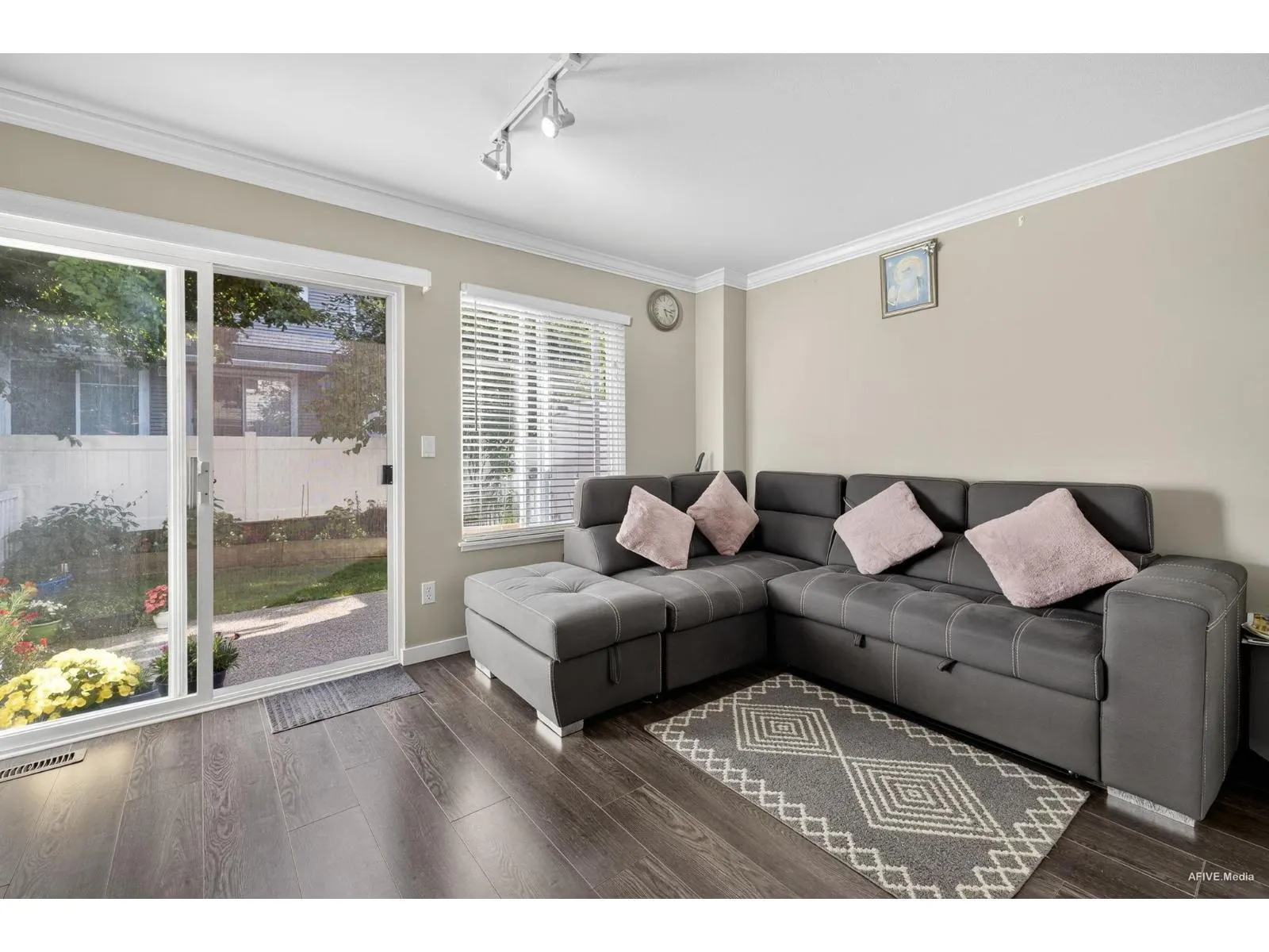 112 12711 64 AVENUE