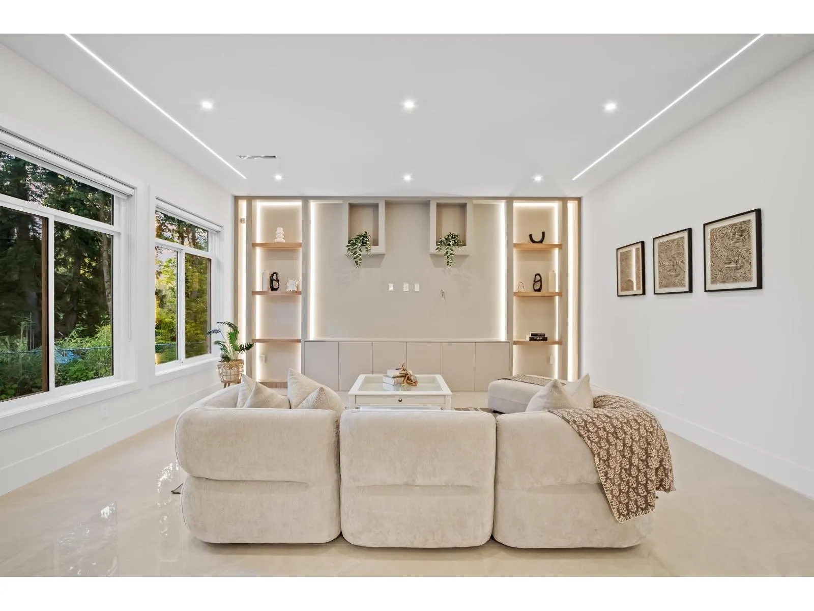 10027 173A STREET