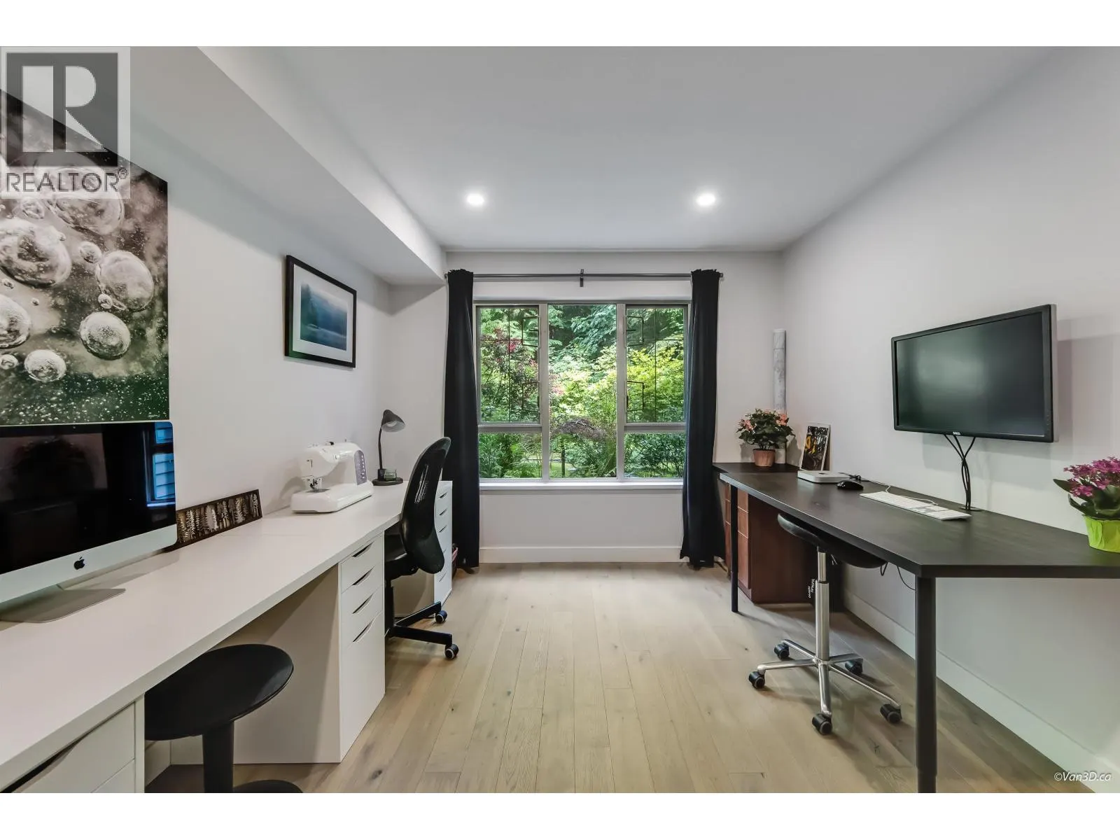 110 3658 BANFF COURT