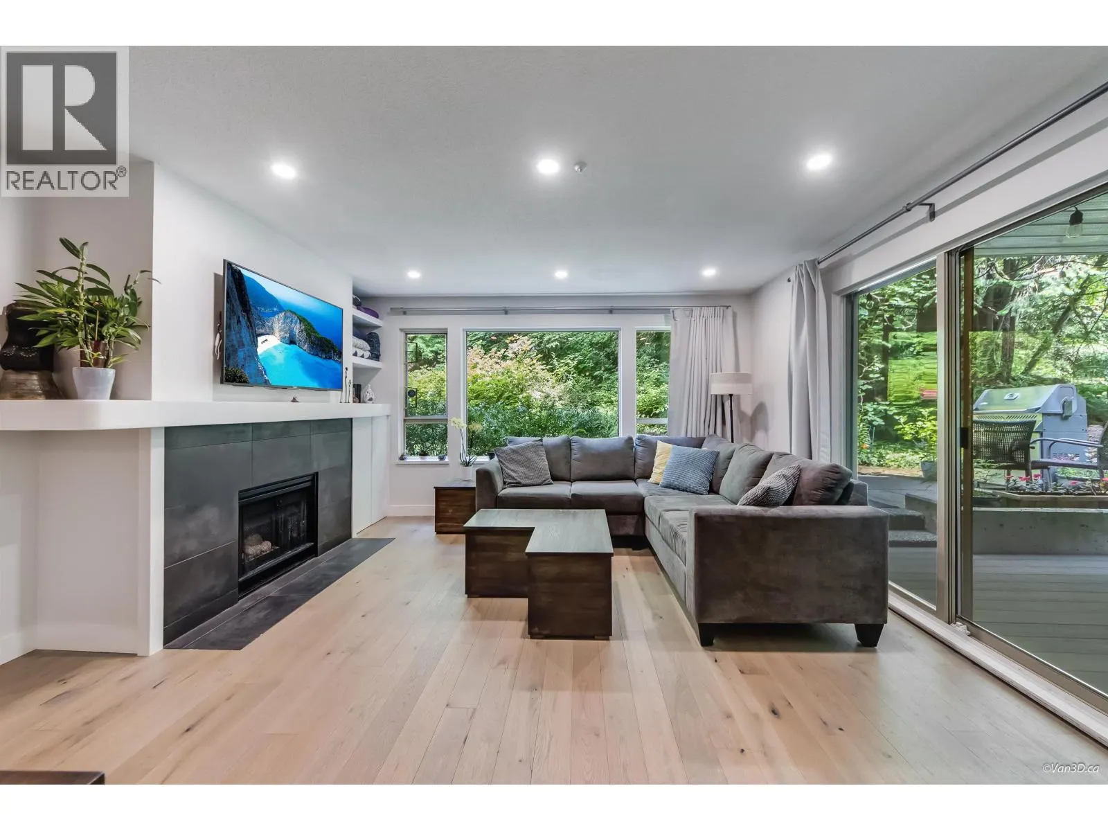 110 3658 BANFF COURT