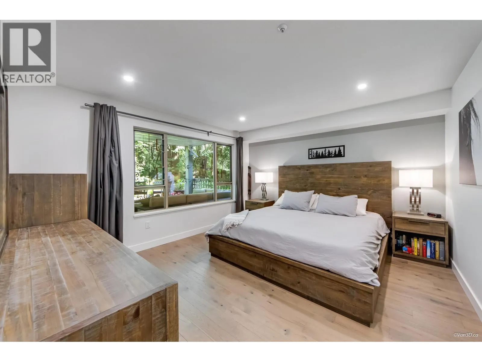 110 3658 BANFF COURT