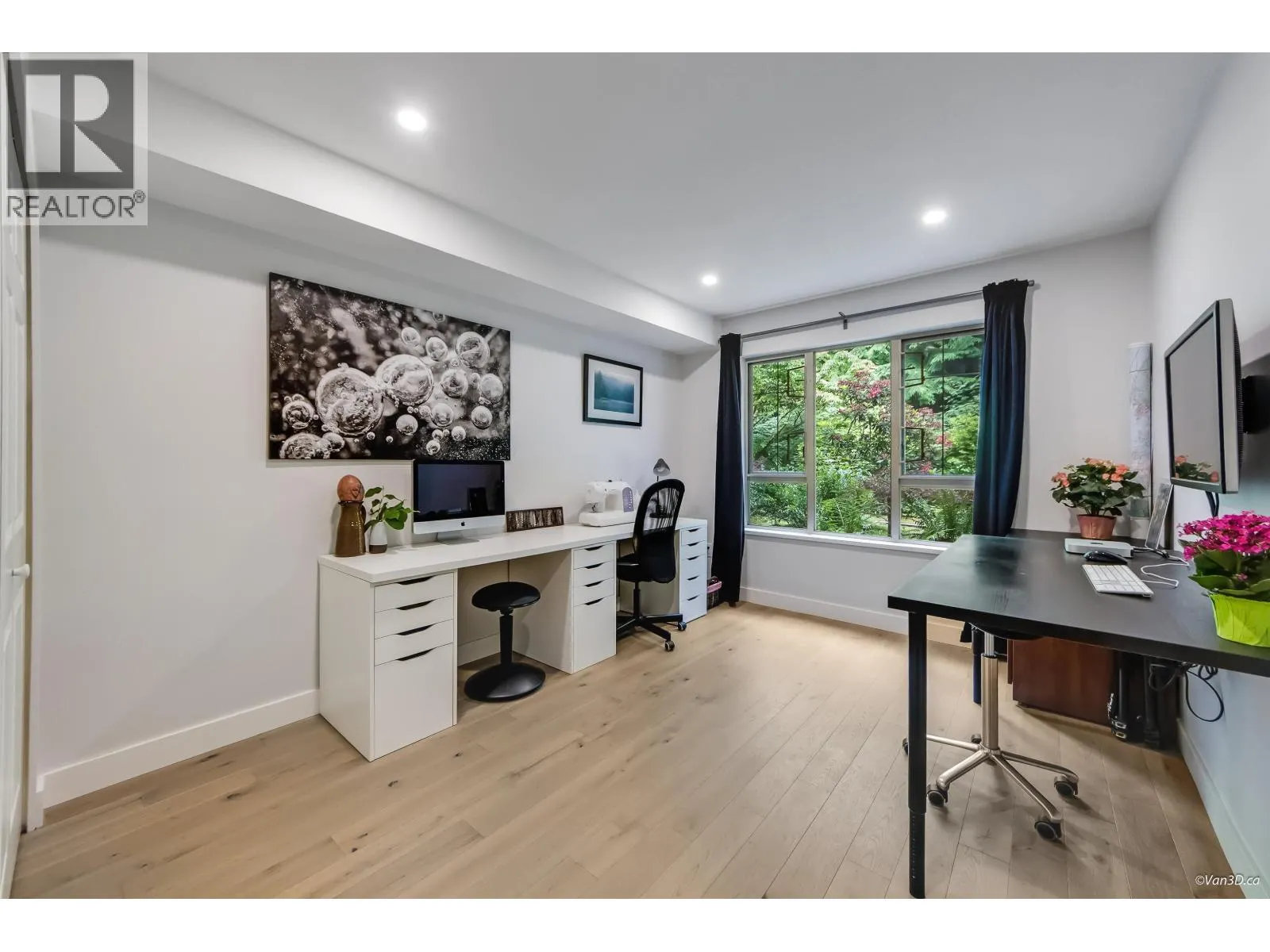 110 3658 BANFF COURT