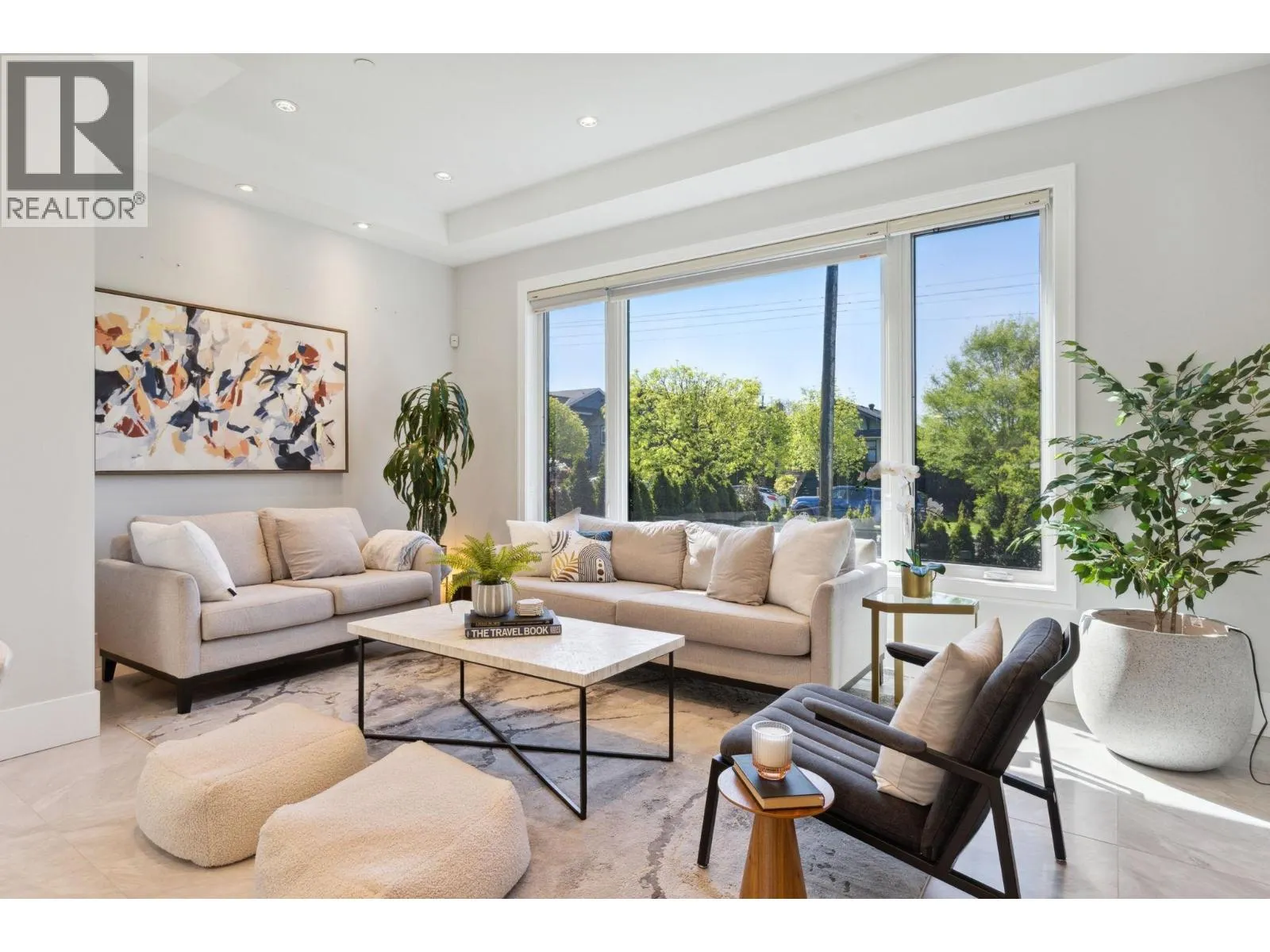 342 W 15TH STREET