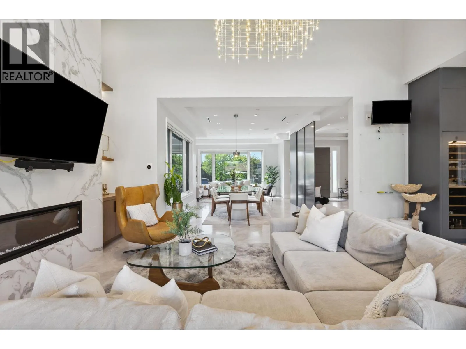 342 W 15TH STREET