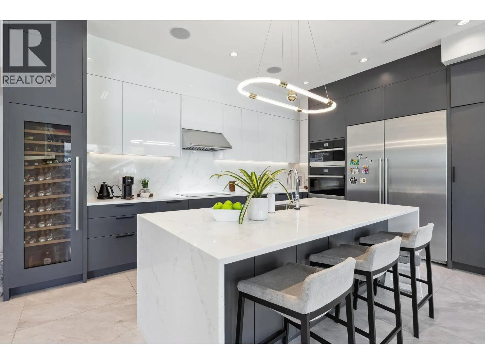 342 W 15TH STREET