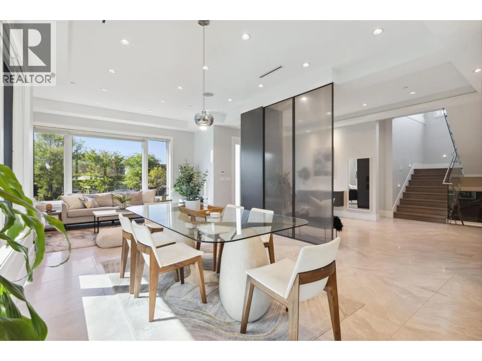 342 W 15TH STREET