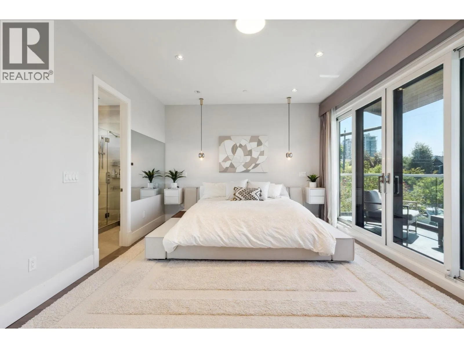 342 W 15TH STREET