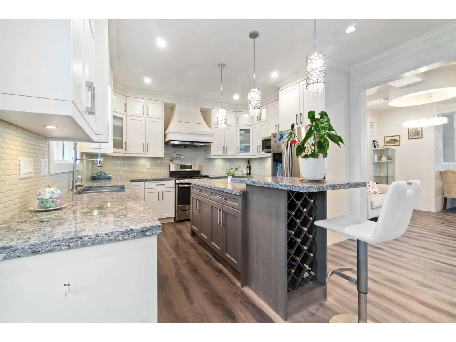 8817 STEGAVIK COURT