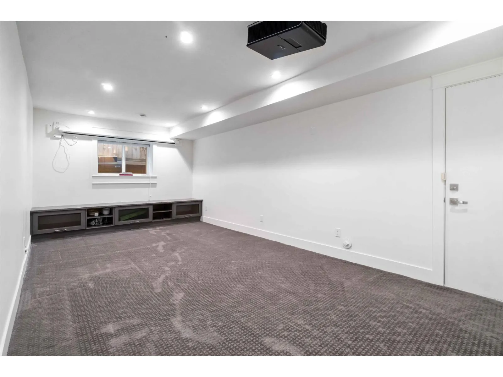 8817 STEGAVIK COURT
