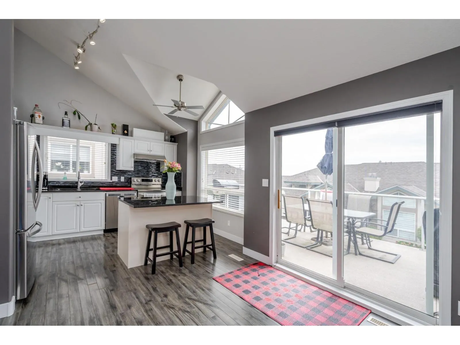 24 8590 SUNRISE DRIVE|Chilliwack Mountain