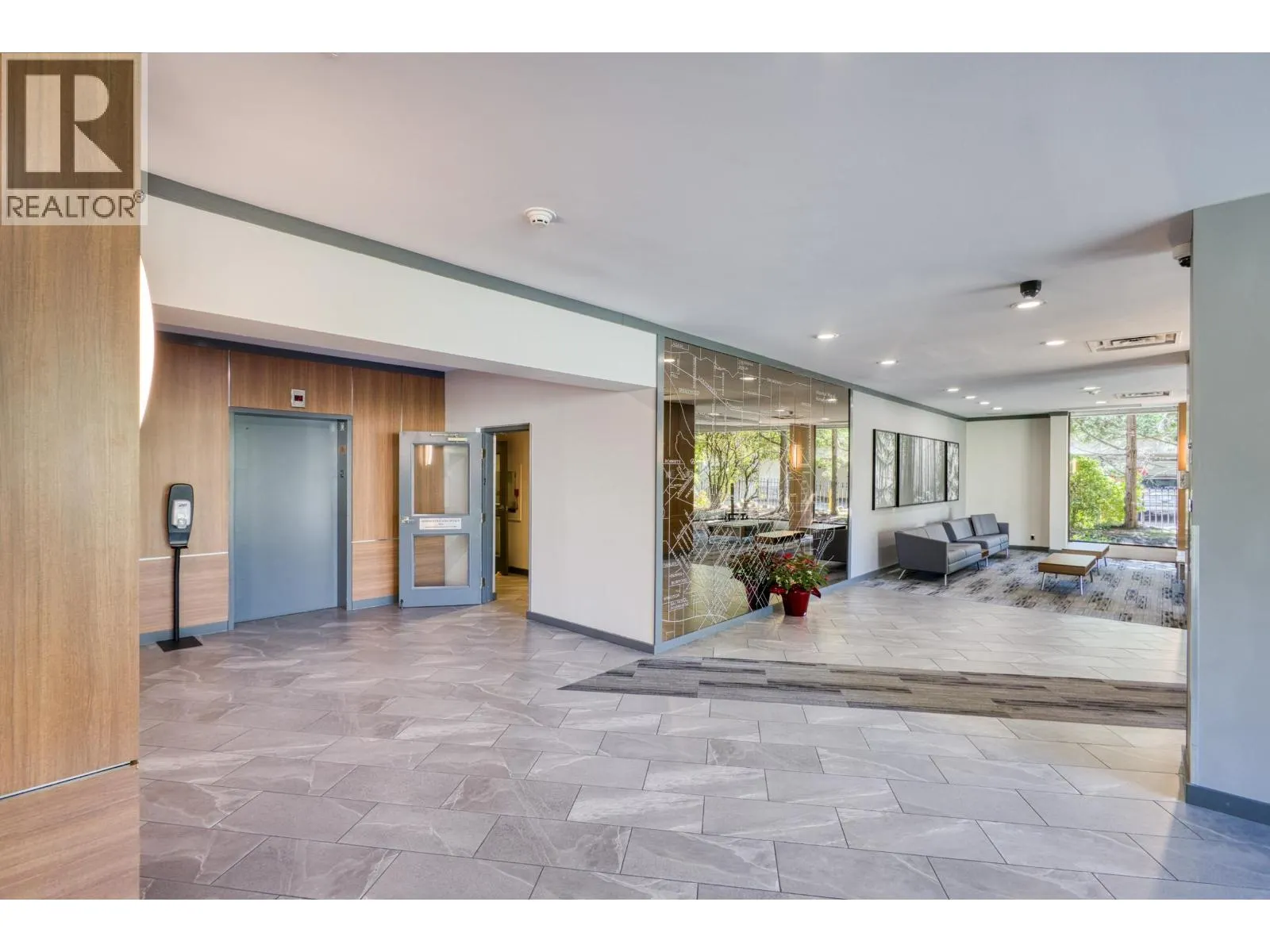 503 3980 CARRIGAN COURT