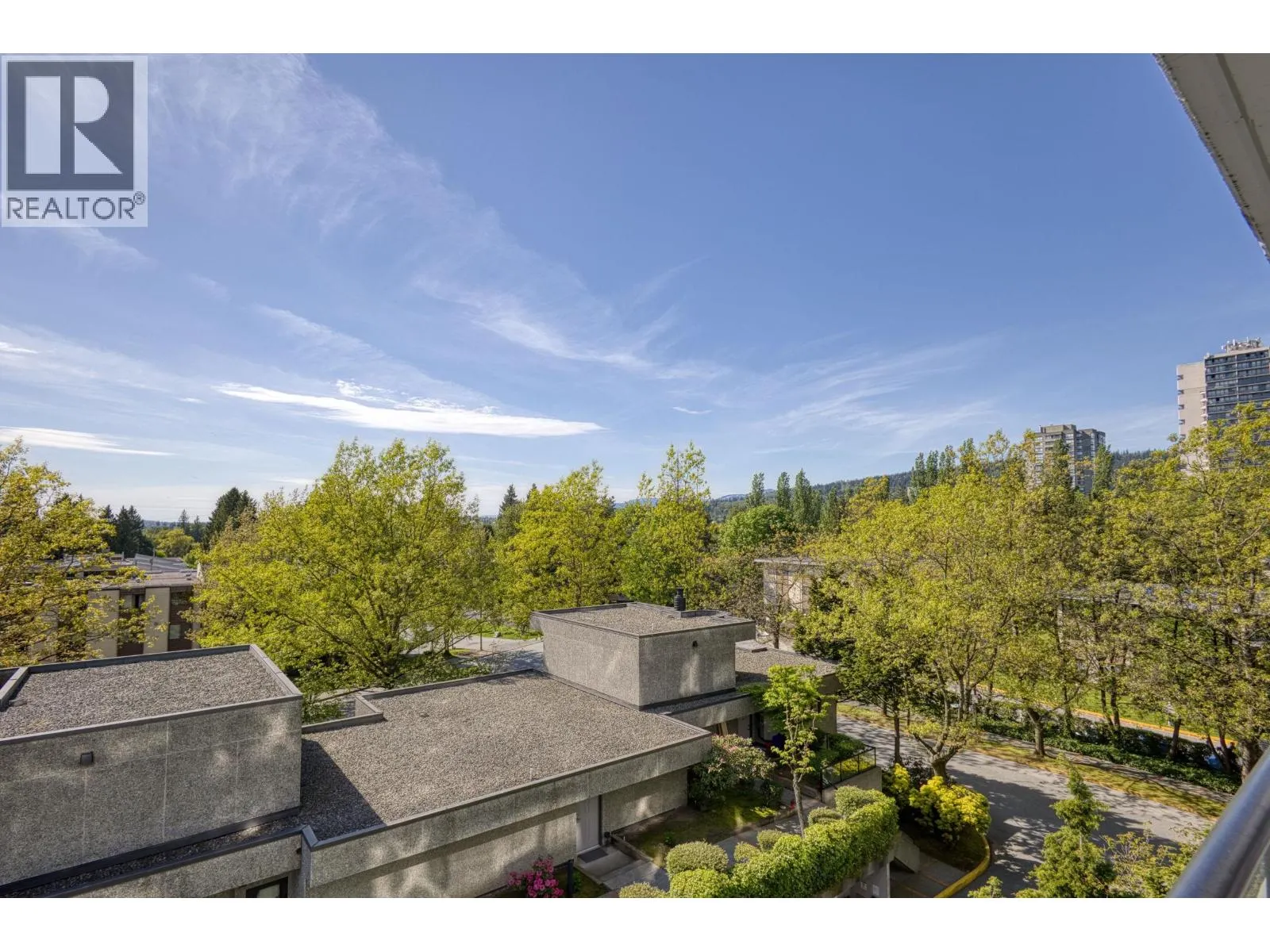 503 3980 CARRIGAN COURT