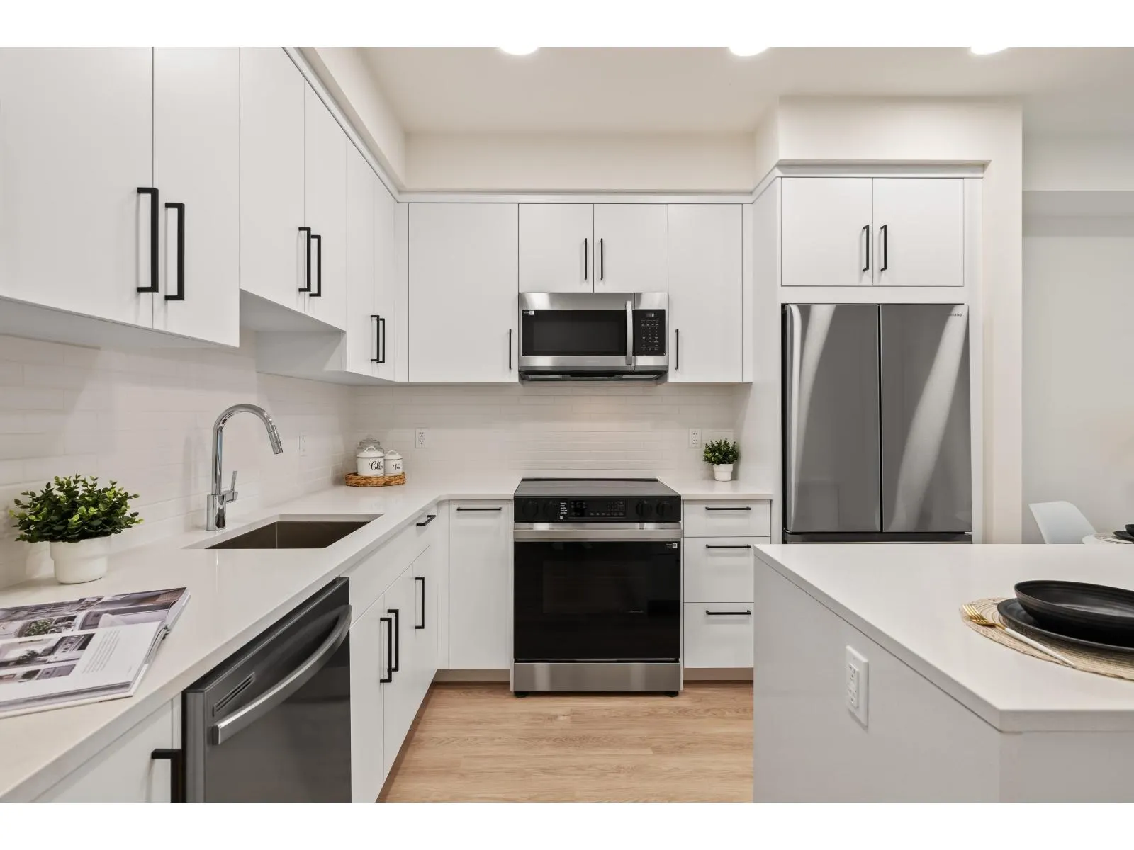 205 33816 SOUTH FRASER WAY