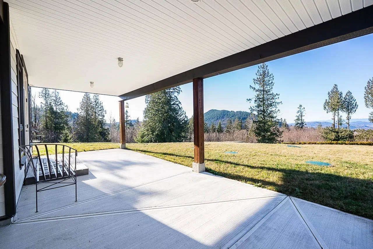 12 37885 BAKSTAD ROAD