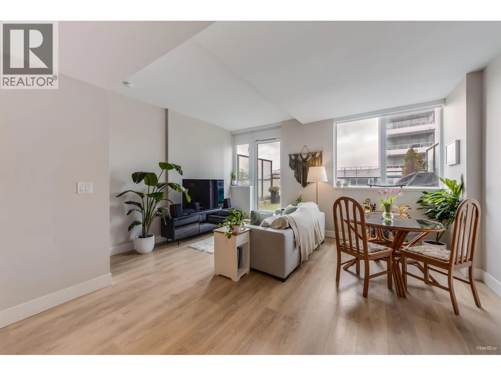505 3451 SAWMILL CRESCENT