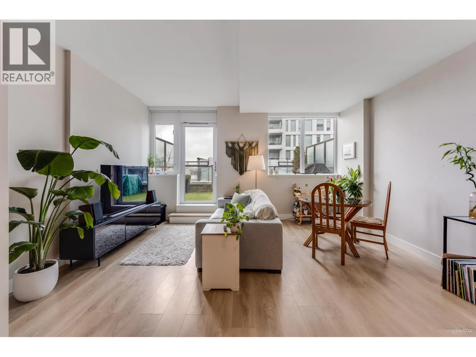 505 3451 SAWMILL CRESCENT