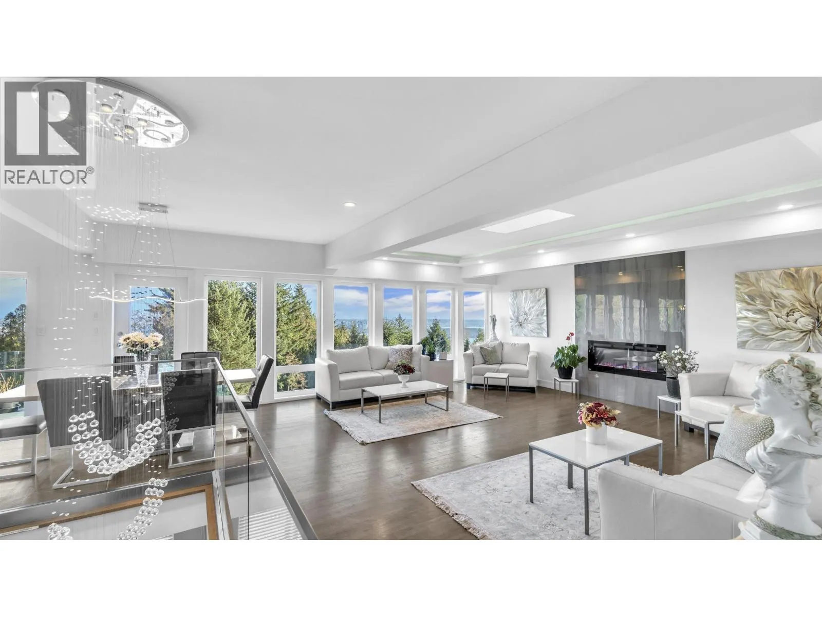 1135 GROVELAND COURT