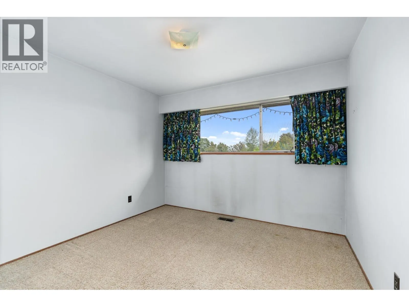 5459 FORGLEN DRIVE
