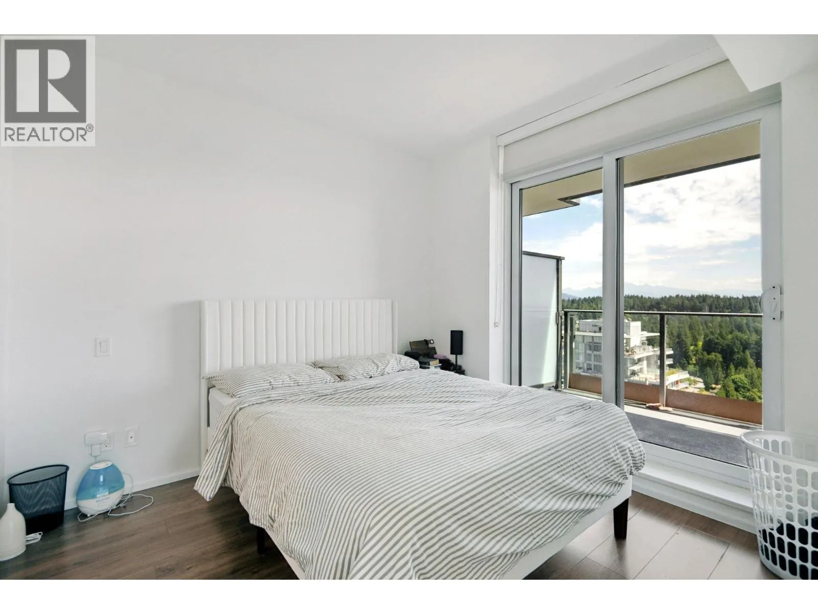 3505 3809 EVERGREEN PLACE
