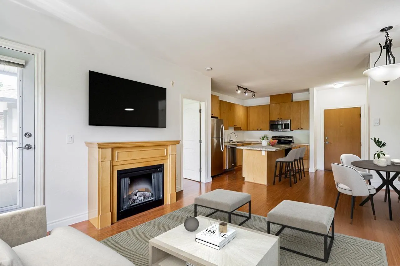 509 8717 160 STREET