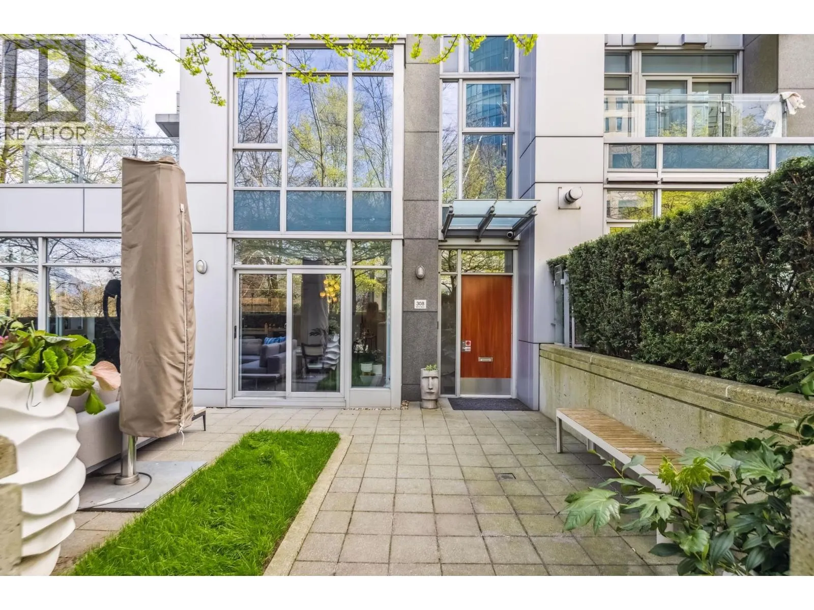 TH22 1281 W CORDOVA STREET