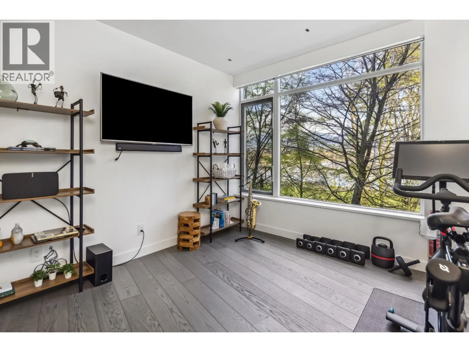 TH22 1281 W CORDOVA STREET