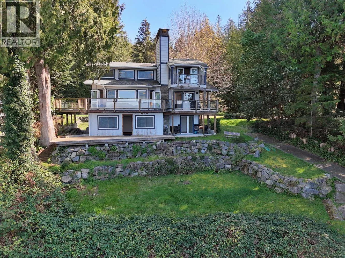8429 REDROOFFS ROAD