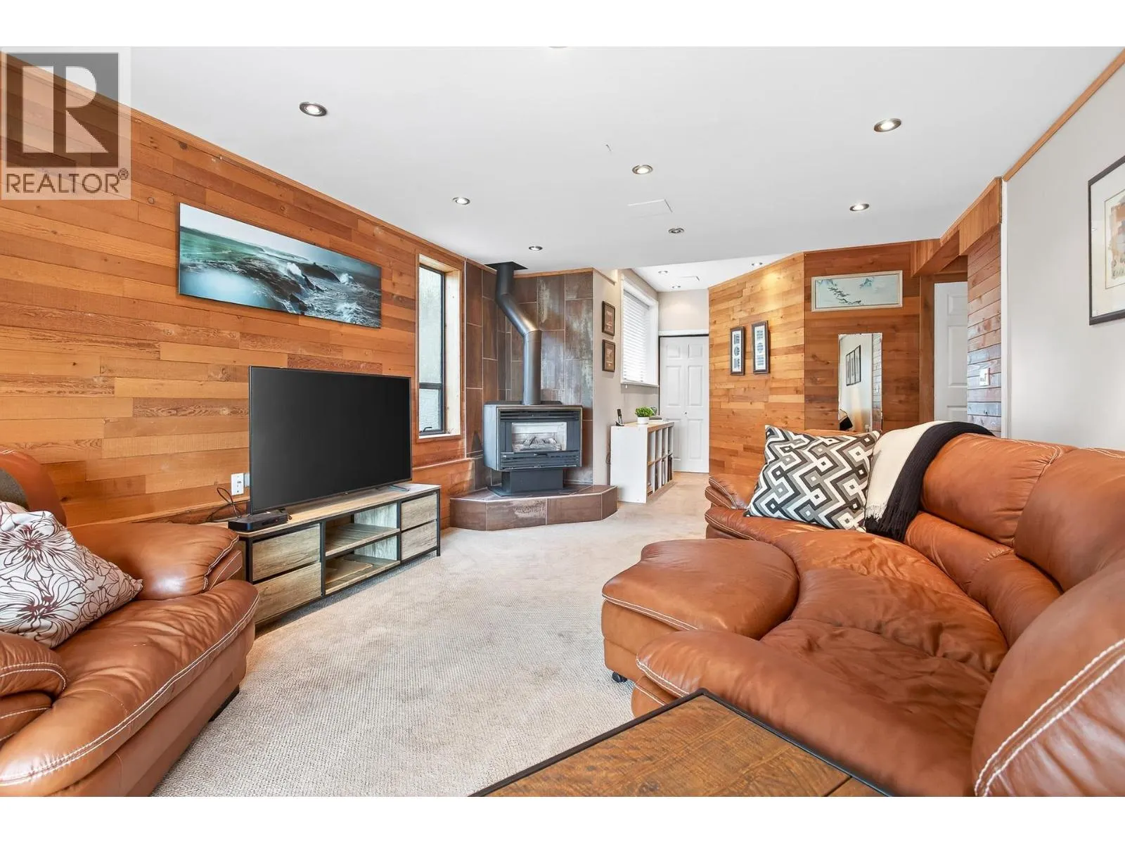 15 CRAWFORD BAY