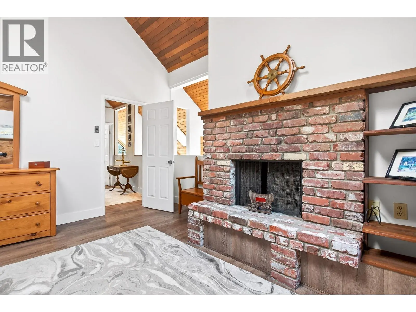 15 CRAWFORD BAY