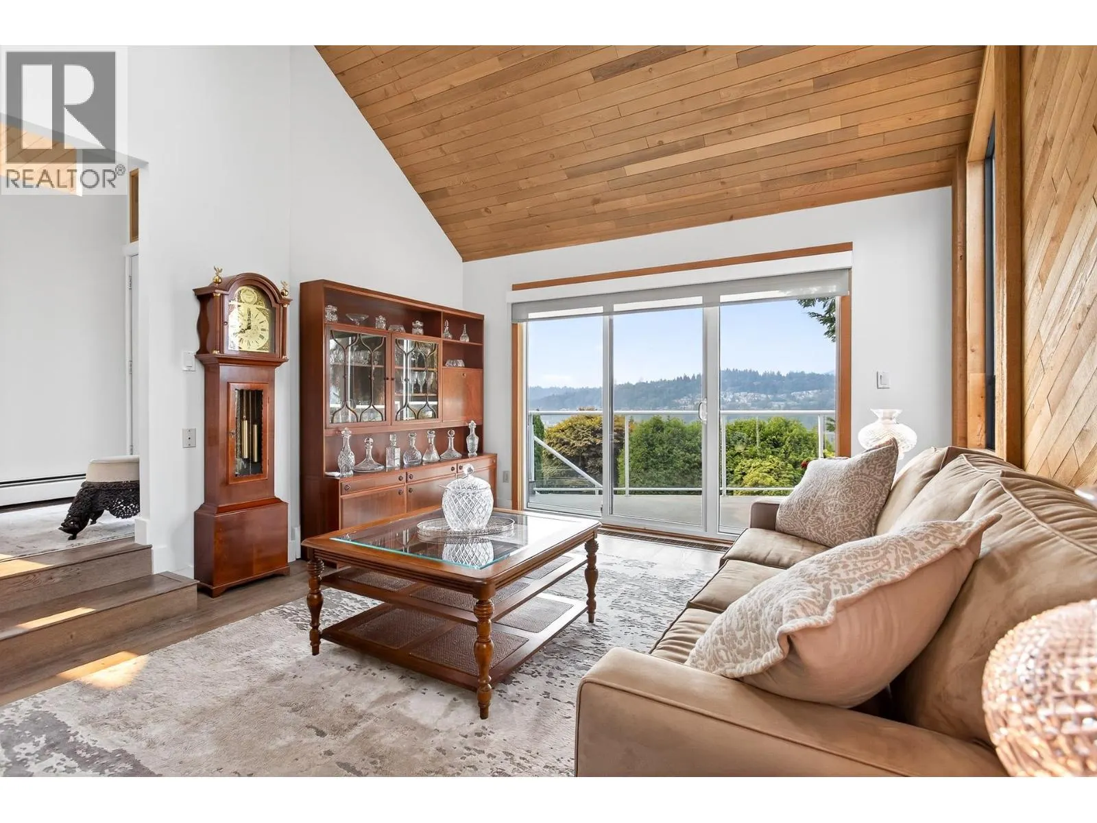15 CRAWFORD BAY