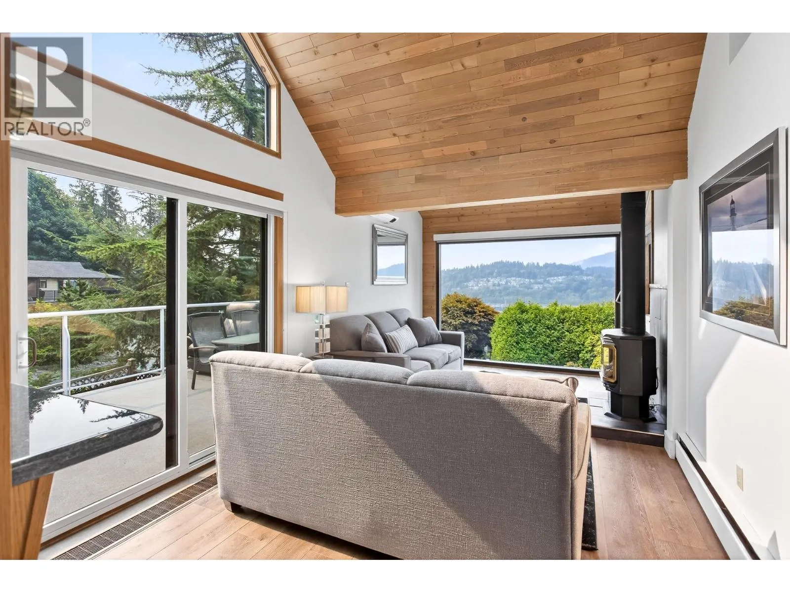 15 CRAWFORD BAY
