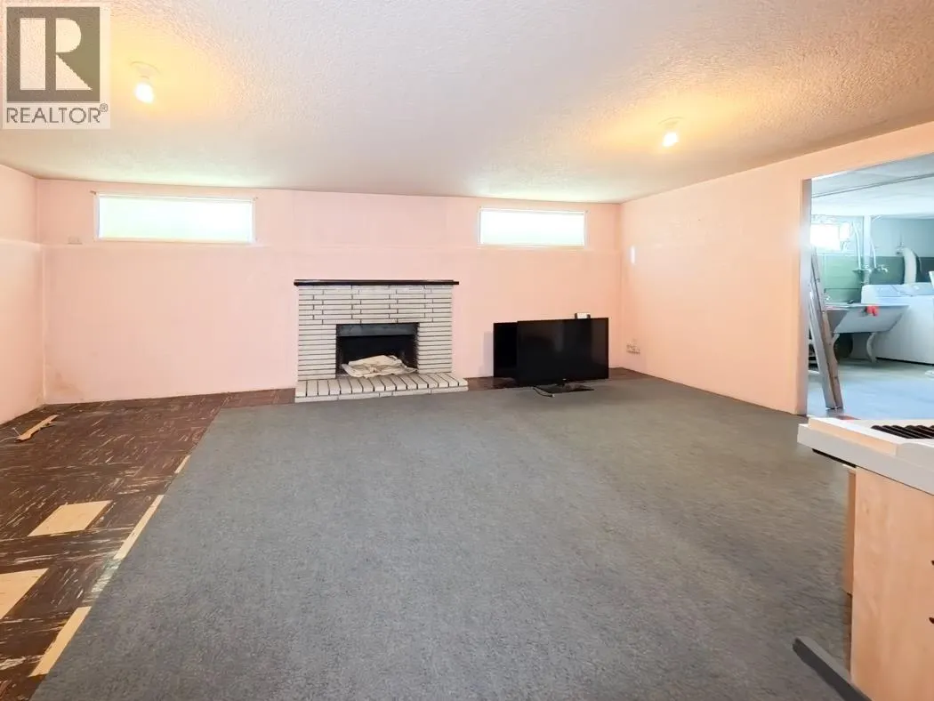 749 W 60TH AVENUE