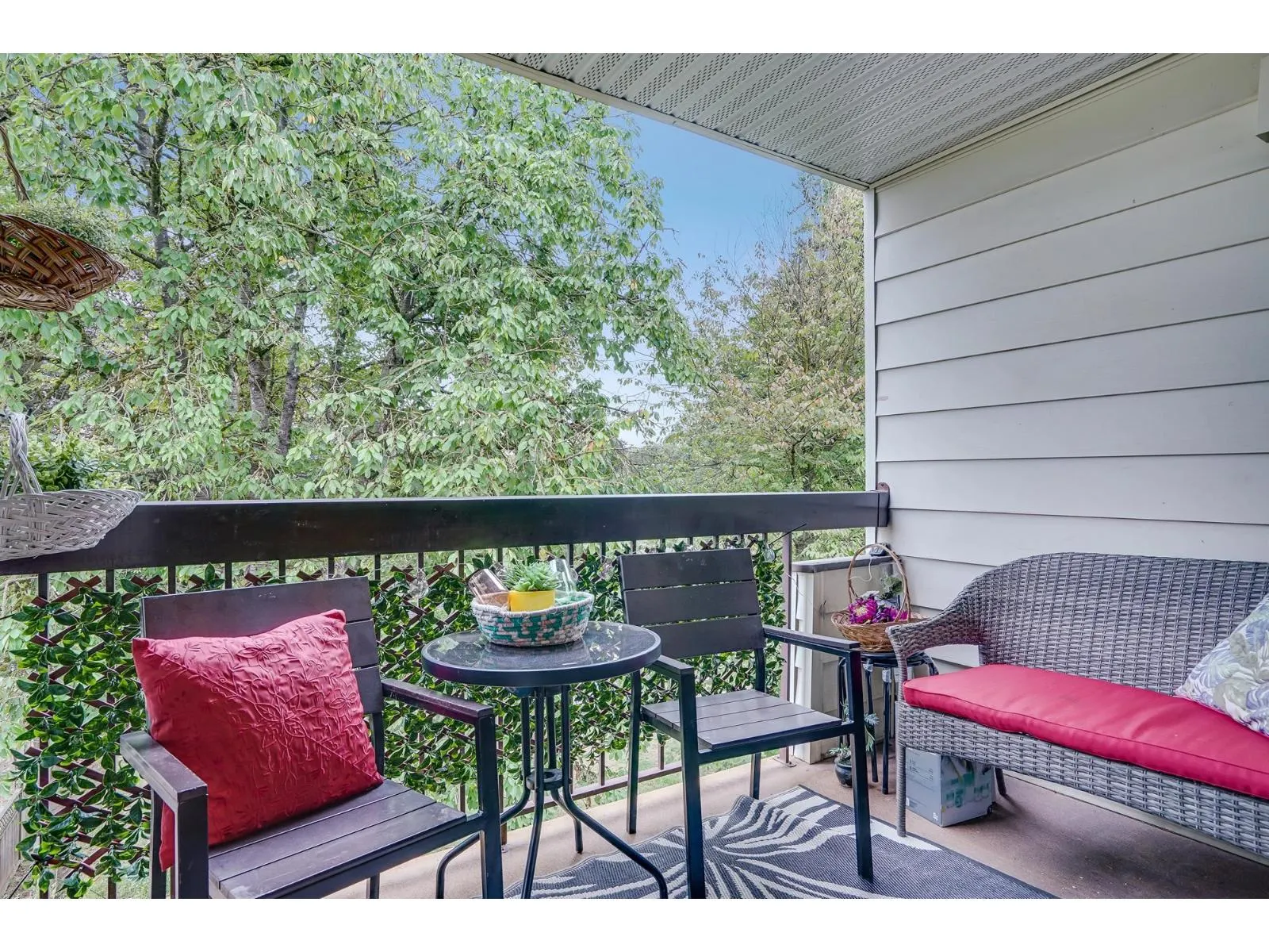 310 33490 COTTAGE LANE