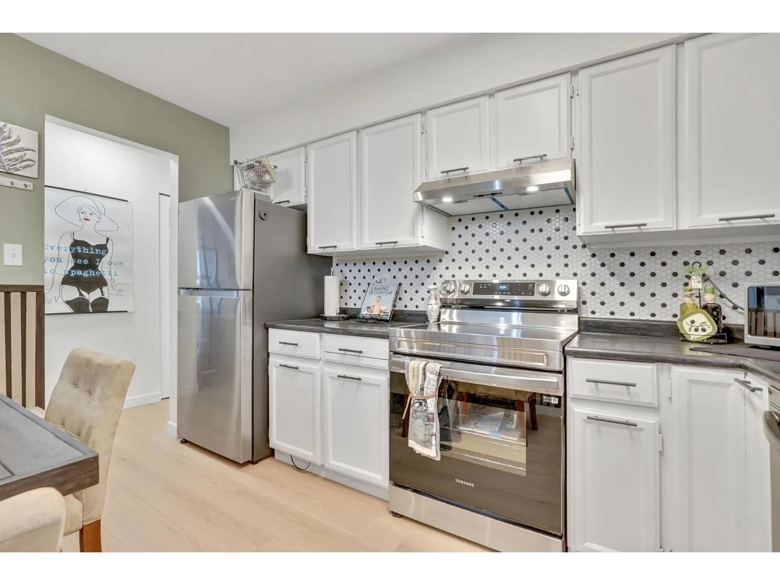 310 33490 COTTAGE LANE