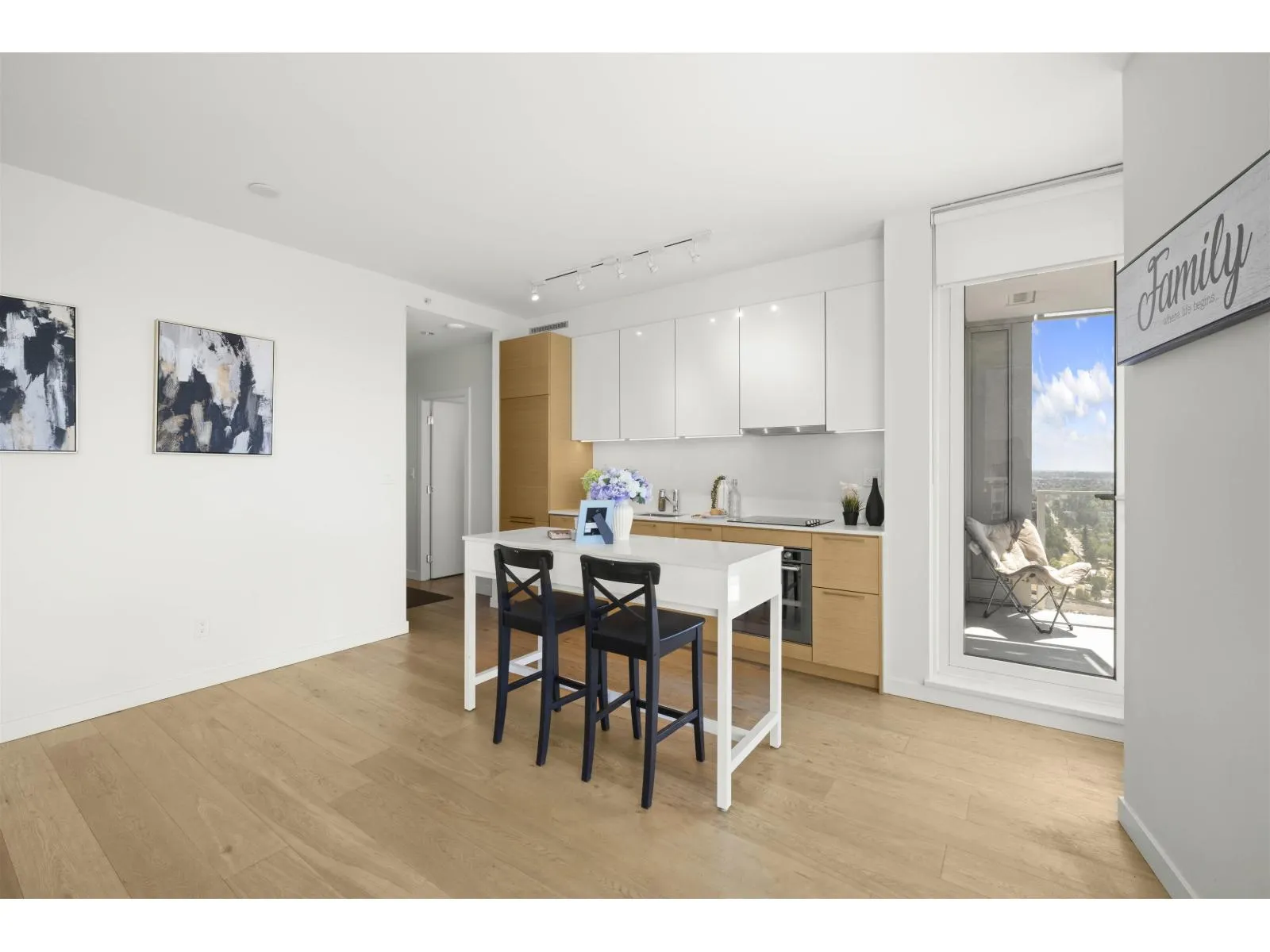 3303 13438 CENTRAL AVENUE