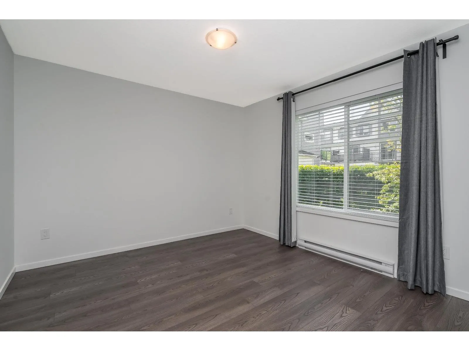 105 15850 85 AVENUE
