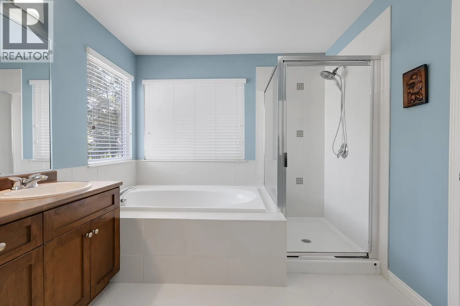 13895 DOCKSTEADER LOOP