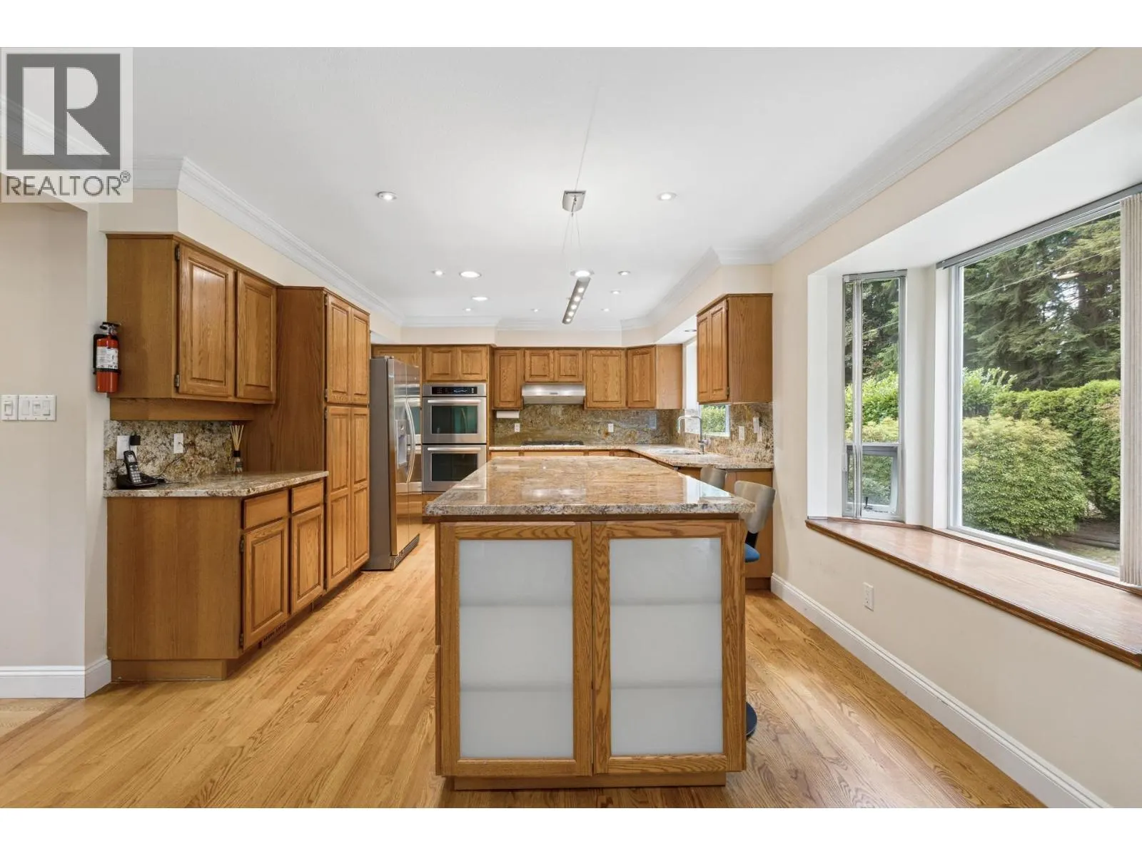 5685 NANCY GREENE WAY