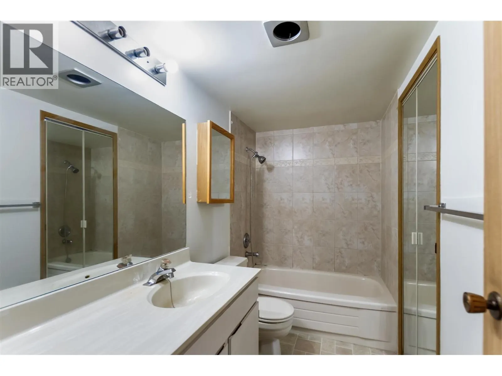 1401 7235 SALISBURY AVENUE