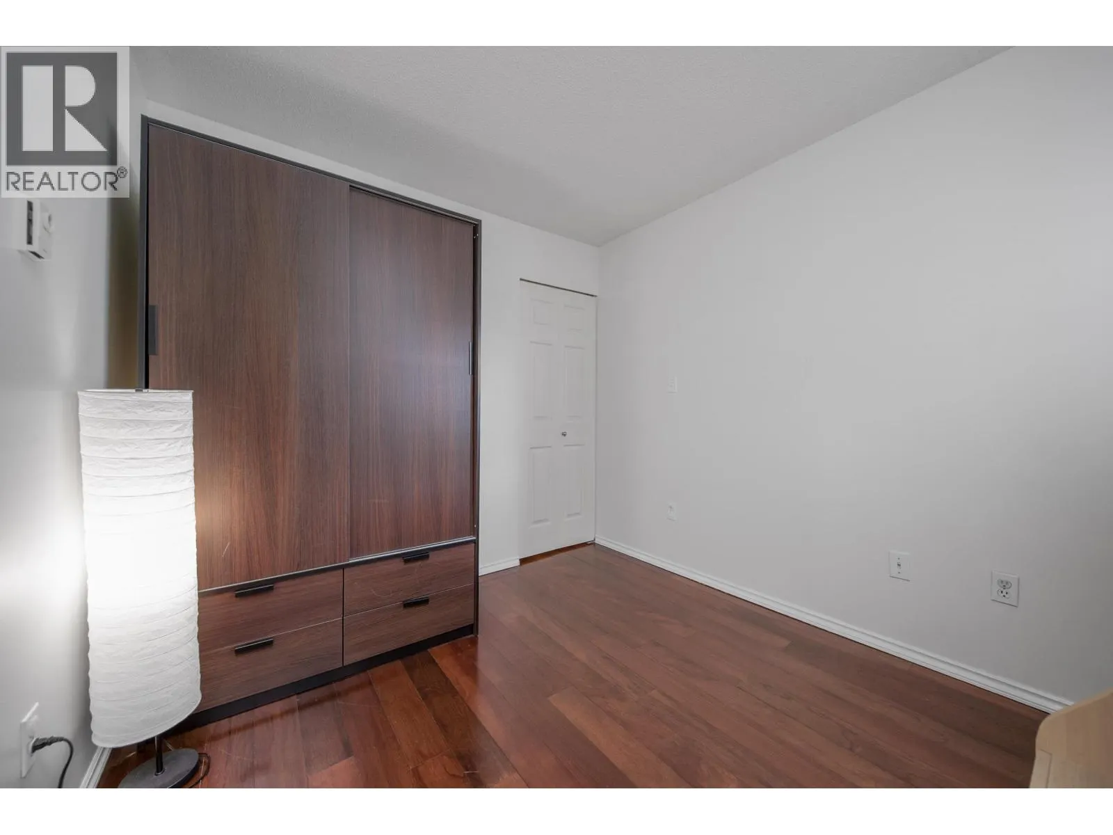 302 8728 SW MARINE DRIVE