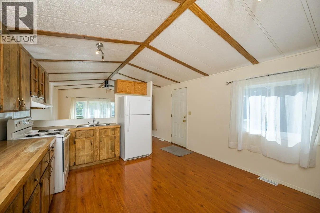 8487 PETER ROAD