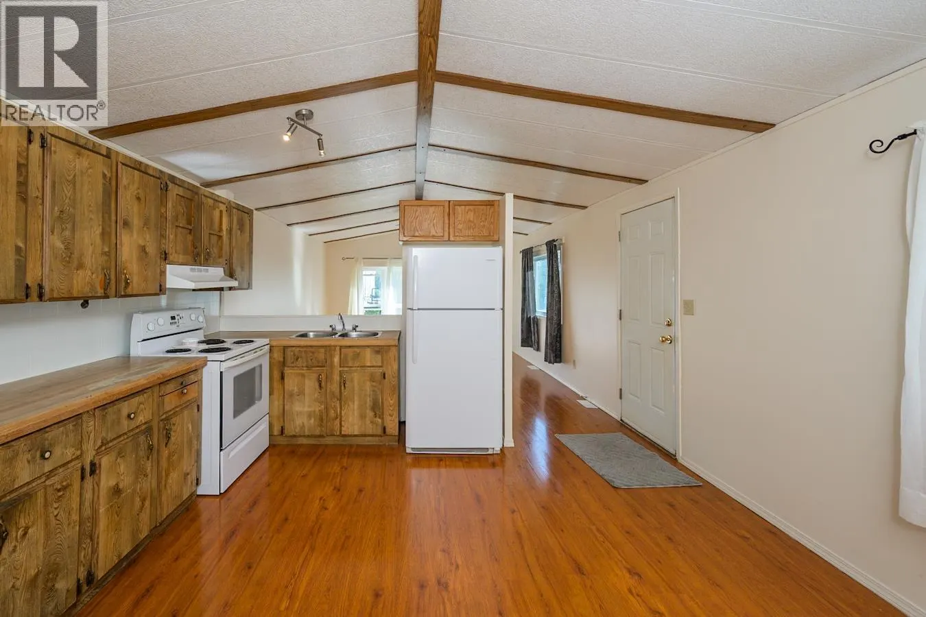 8487 PETER ROAD