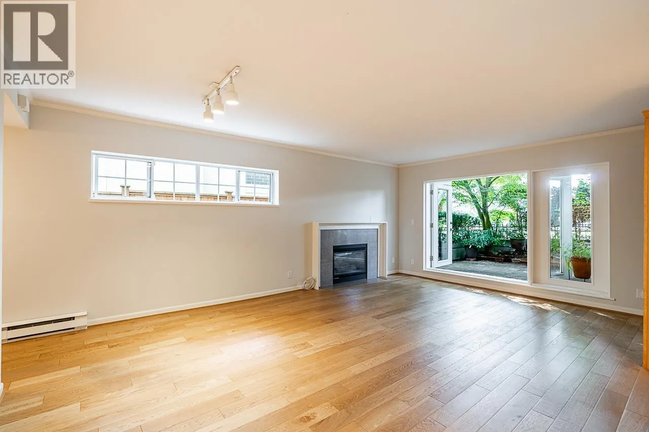 102 3188 CAMOSUN STREET