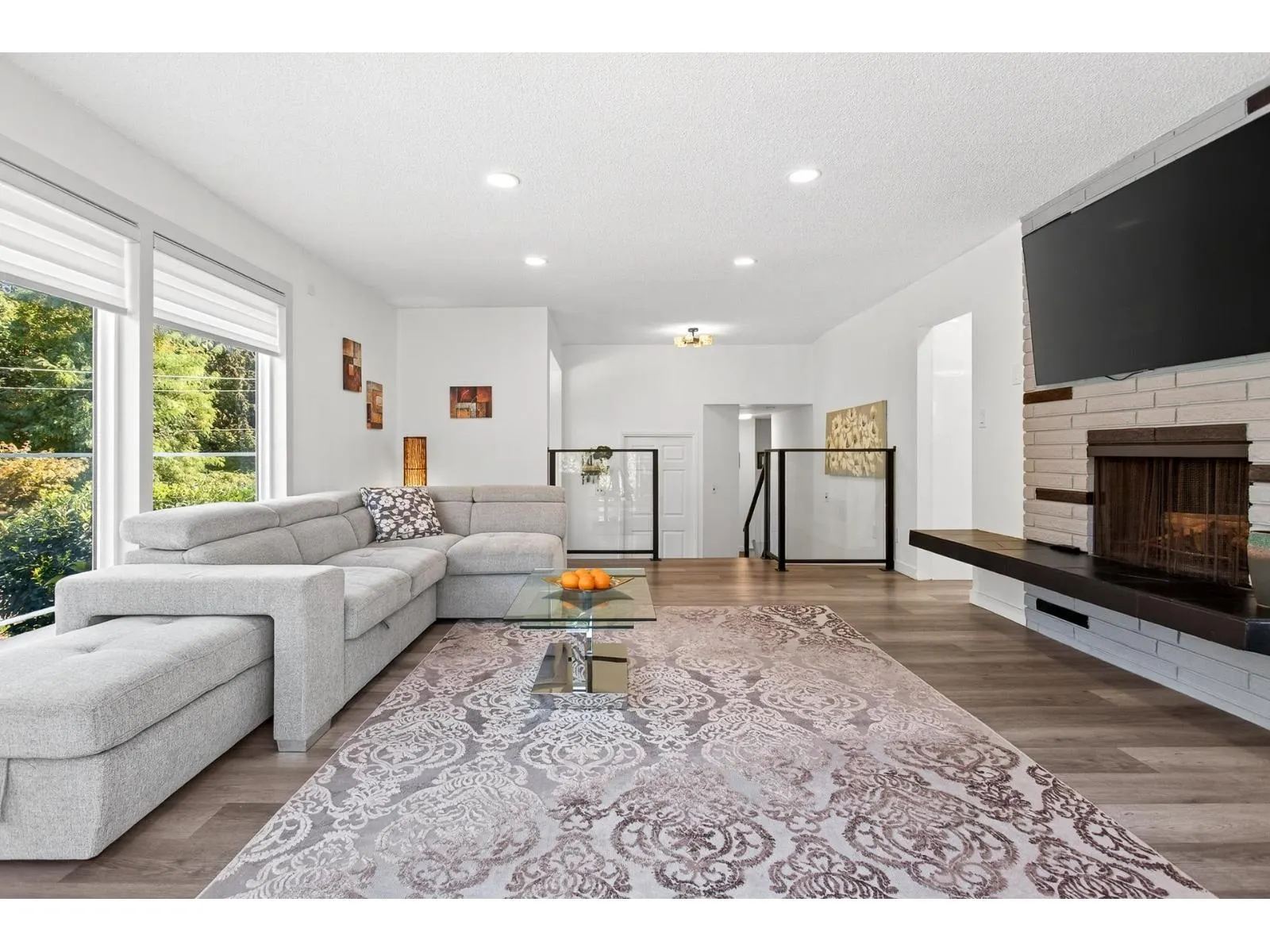 11906 100 AVENUE