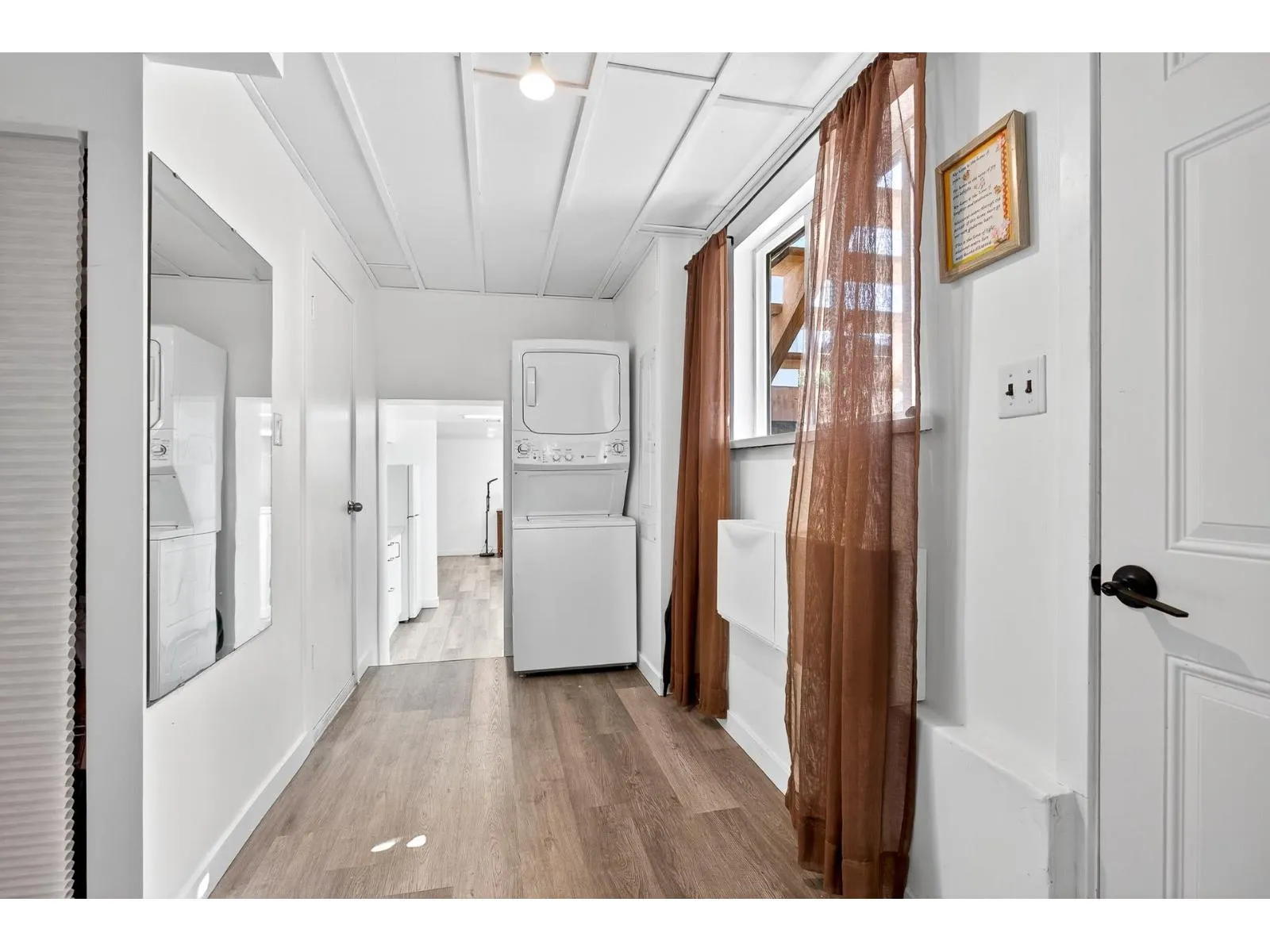 11906 100 AVENUE