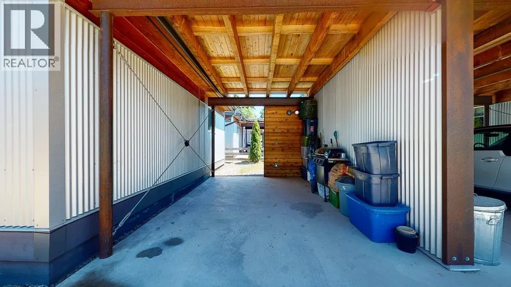 890 TROWER LANE