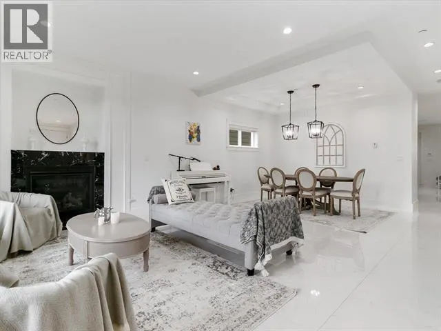 1462 PITT RIVER ROAD