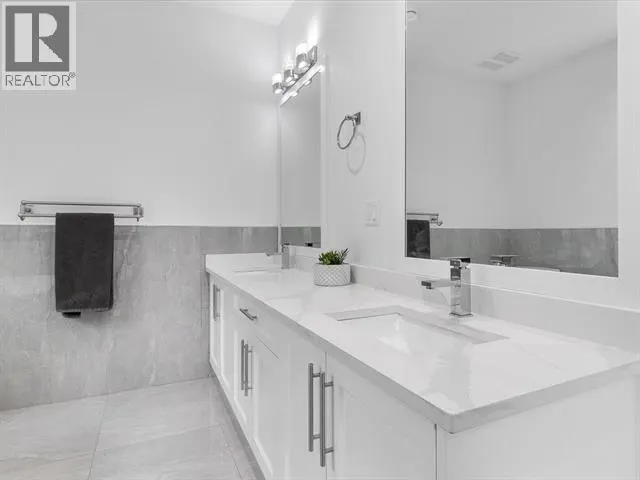 1462 PITT RIVER ROAD