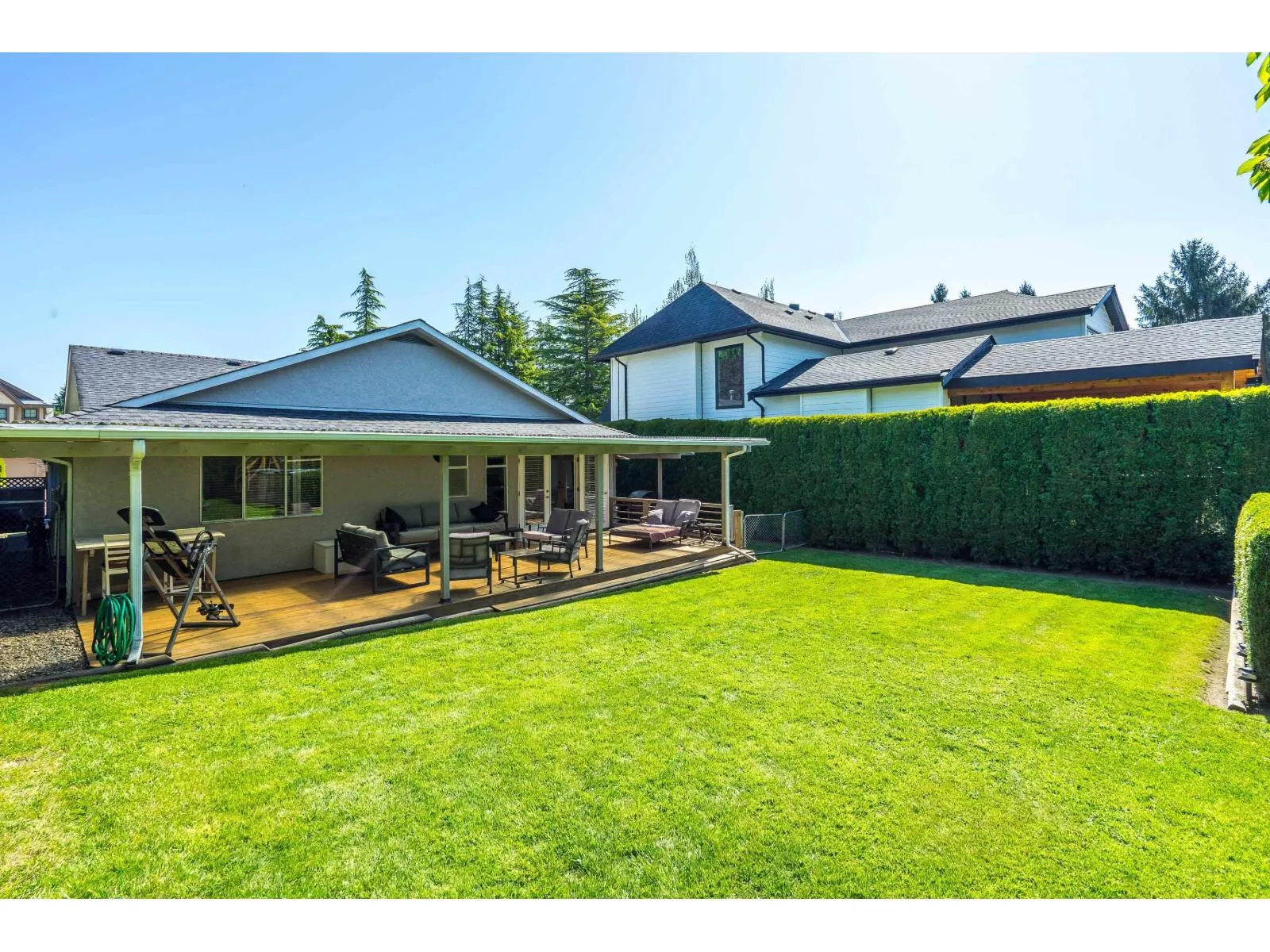 2243 MADRONA PLACE
