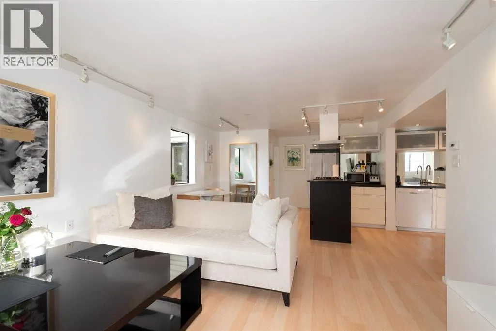 2364 MARINE DRIVE